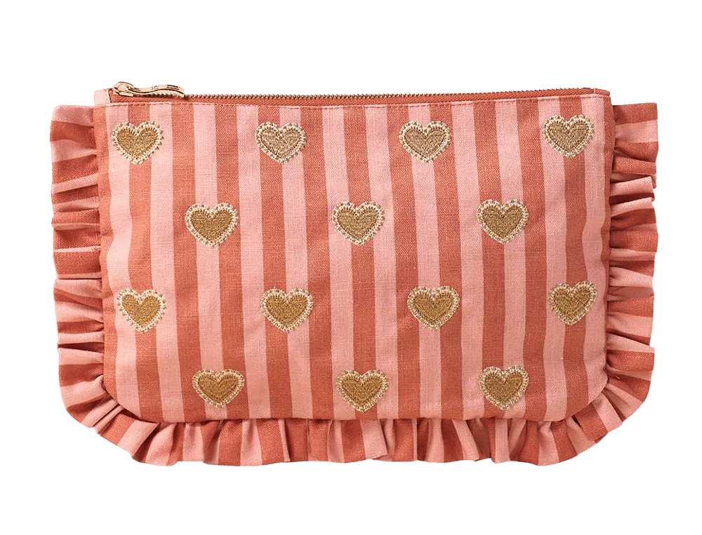 Pochette rayée rose avec cœurs dorés, ornée de volants, d'Elizabeth Scarlett pour la Saint-Valentin 2025